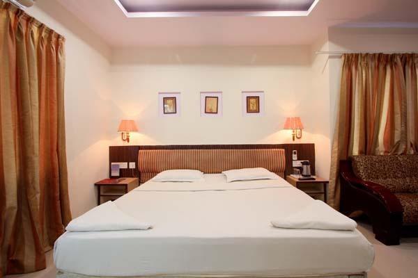 Hotel Sitara Royal Hyderabad Exterior foto